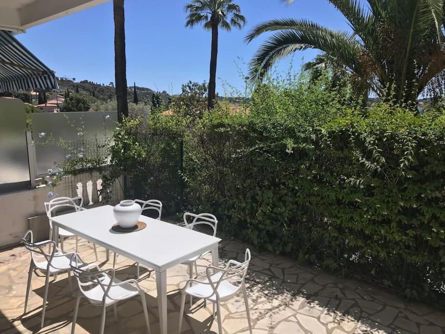 Bandol Roc Beach Vue Mer Grand T3 Face A La Plage Avec Parking מראה חיצוני תמונה