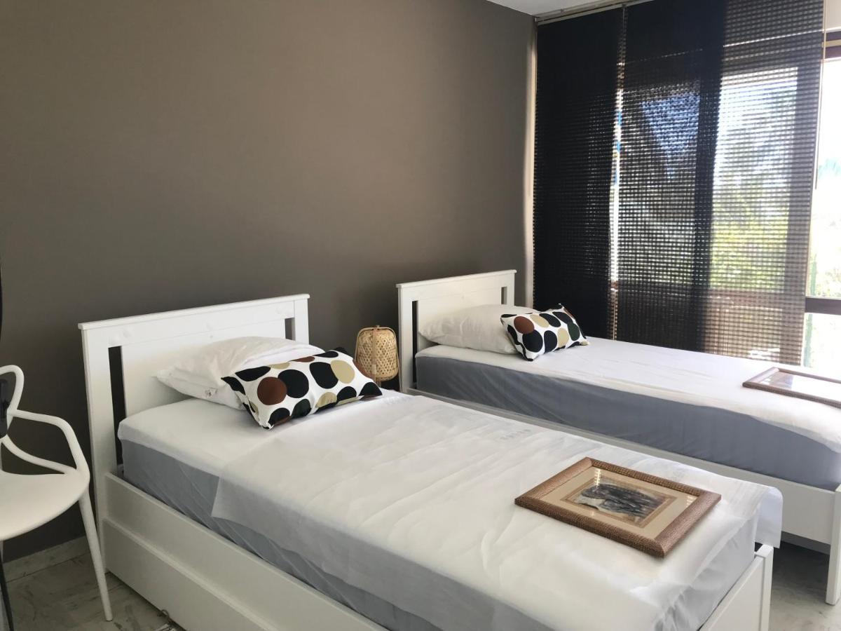 Bandol Roc Beach Vue Mer Grand T3 Face A La Plage Avec Parking מראה חיצוני תמונה